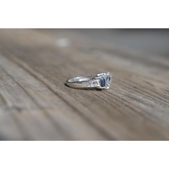 Engagement ring Burmese sapphire and Lake County diamond sterling silver - Picture 2 of 4